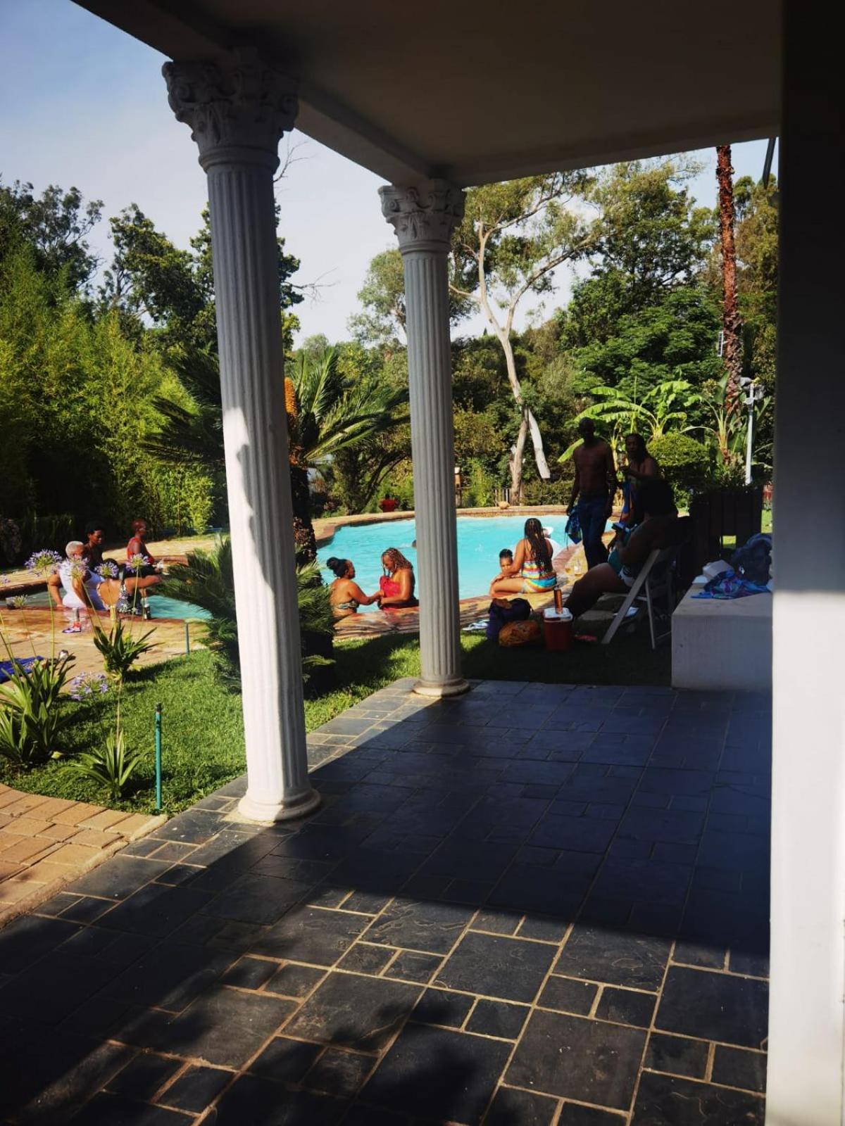Lotus Guest House Йоханнесбург Экстерьер фото