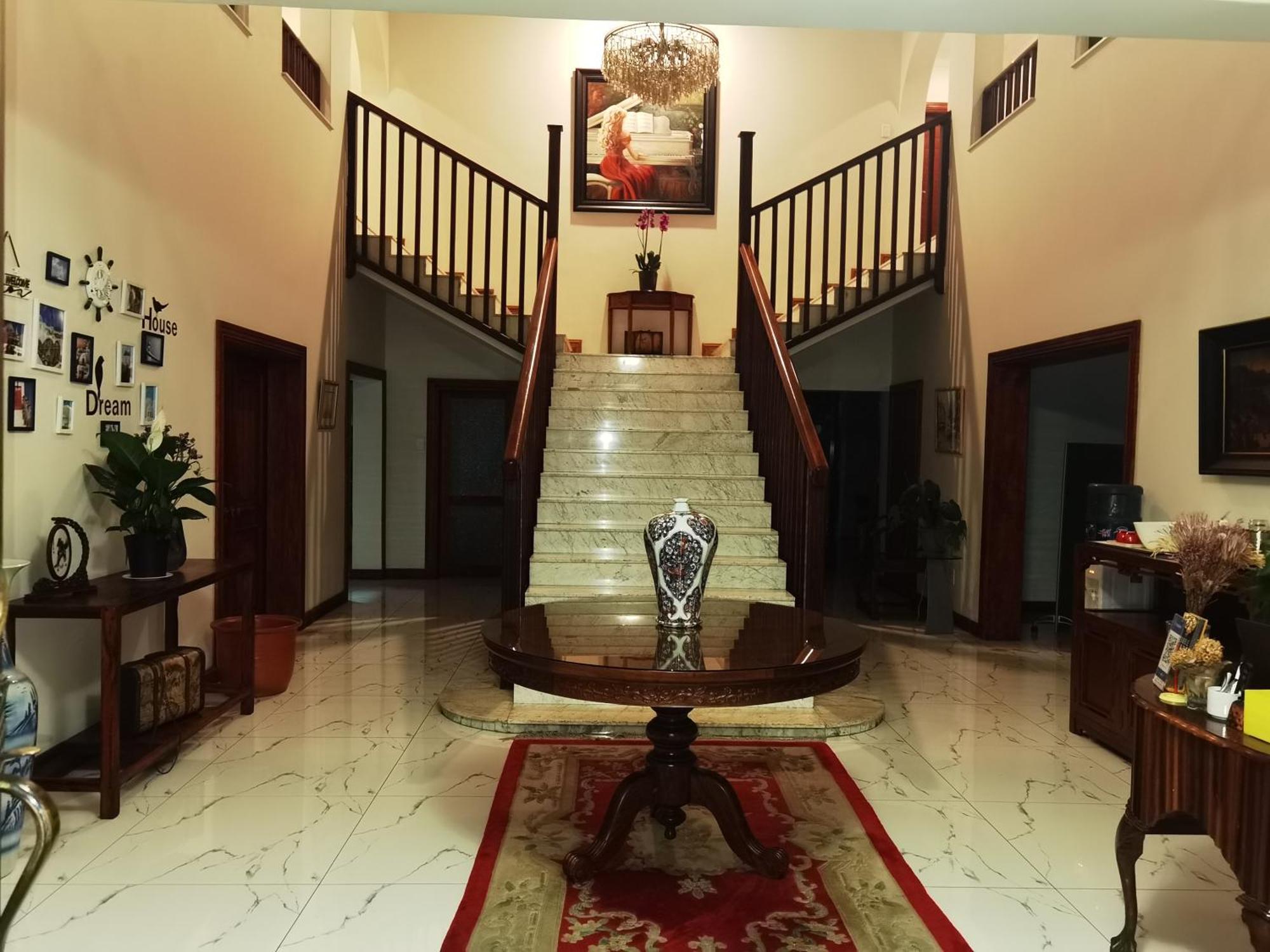 Lotus Guest House Йоханнесбург Экстерьер фото