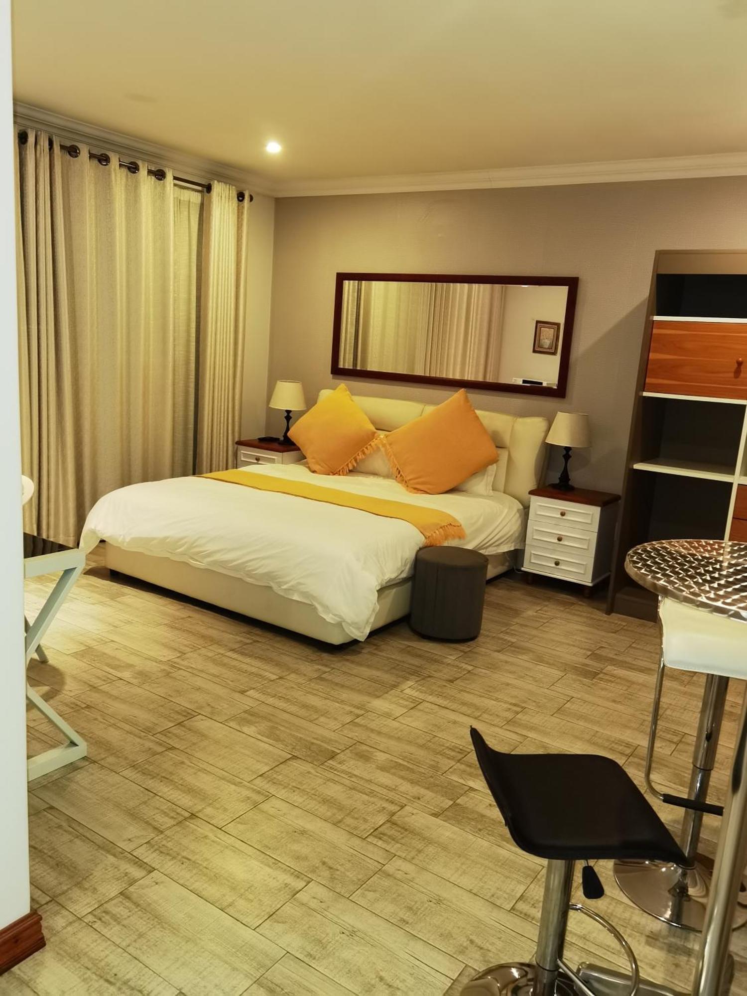 Lotus Guest House Йоханнесбург Экстерьер фото